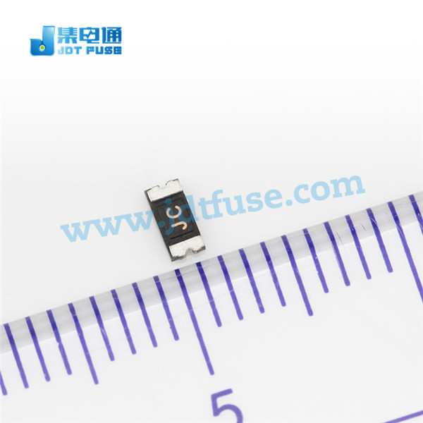 低內阻自恢復保險絲